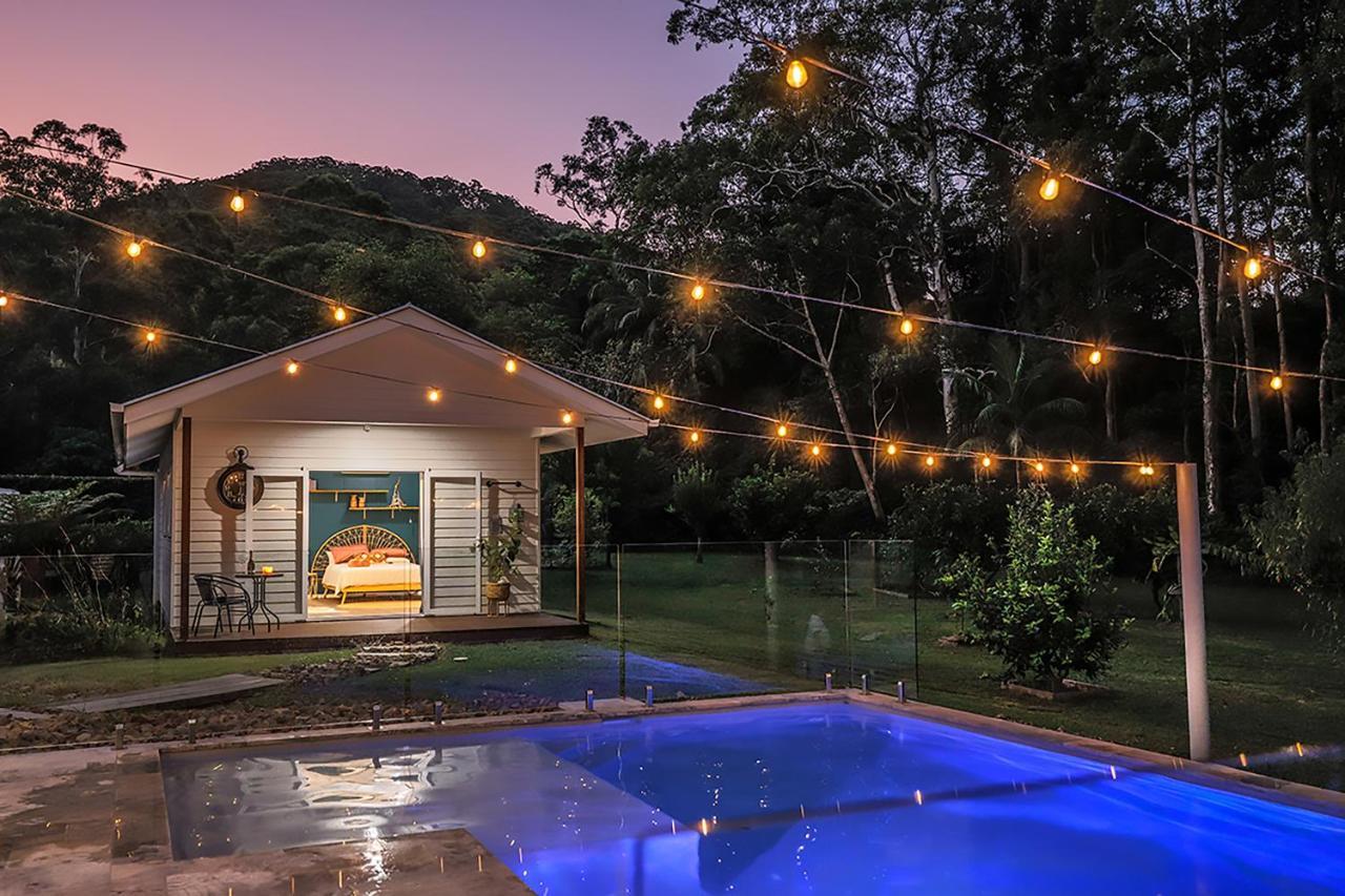 The Poolhaus Retreat - Peaceful Private Studio Valdora ภายนอก รูปภาพ